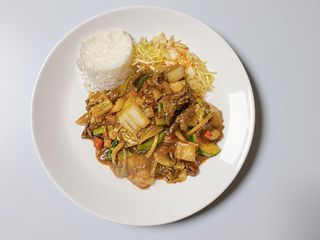 Wołowina w sosie curry 850g