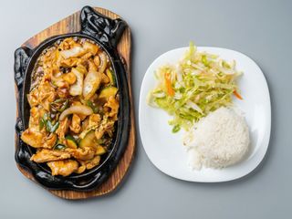 Kurczak orientalny 850g