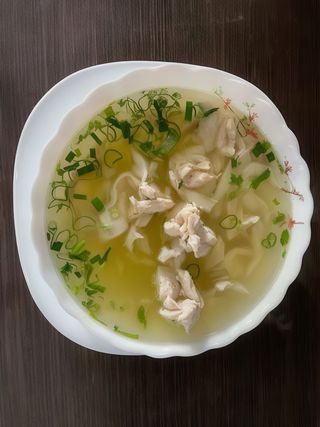 Zupa Pho z kurczakiem