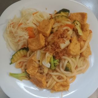 Makaron udon z tofu
