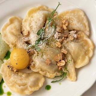 Pierogi z gruszką i ricottą