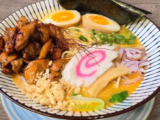 Tajski Ramen z rybą