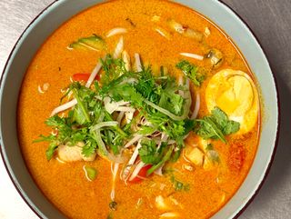 Tajski Ramen z krewetkami