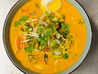 Tajski Ramen z warzywami