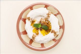 Labneh Bel'Toum