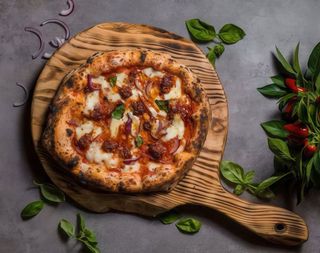 Pizza Salsiccia Bomba picante