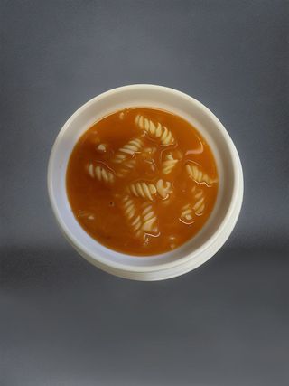 Zupa pomidorowa z makaronem