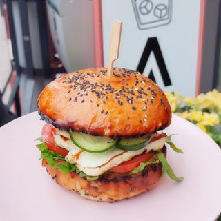 Szamot Burger Piccante