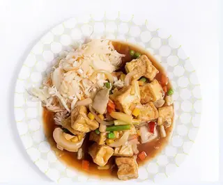 Tofu w sosie tajskim