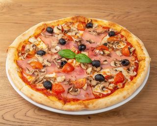 Pizza Capricciosa 32cm