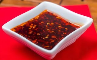 Sos chilli z sezamem