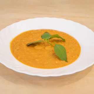 Krem z czerwonej soczewicy