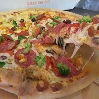 Pizza La Bella 60cm (4-6 os.)