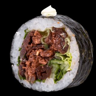 HOT BEEF FUTOMAKI