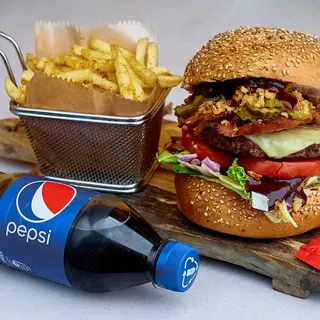 Bekon Wypas + średnie frytki + Coca-Cola 0.5 L