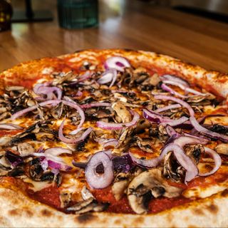 Pizza Funghi