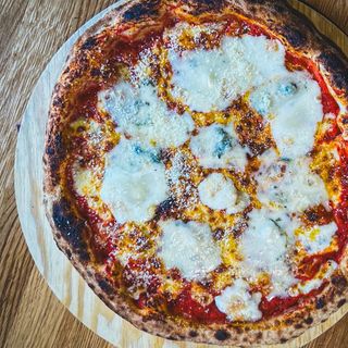 Pizza Quattro Formaggio