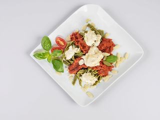 Tagliatelle w sosie pomidorowym