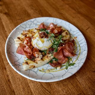 Grilled melon salad