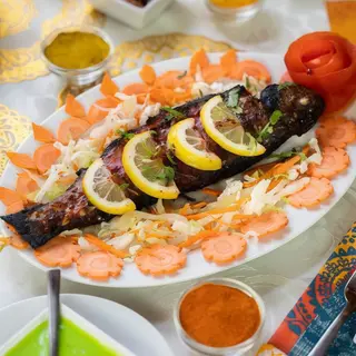 Tandoori ryba pstrąg