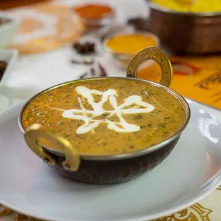 Methi matar malai