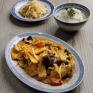 7. Kurczak po Tajsku 680g