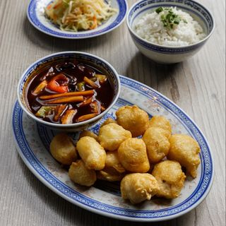 9. Chrupiący kurczak w sezamie 680g