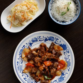 513. HONGSHAONIU-chiński gulasz wołowy