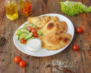 Pierogi z salsiccia piccante i jalapeno