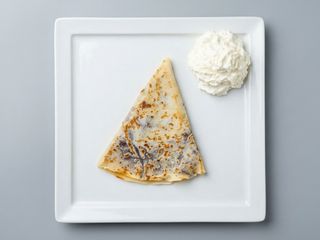 Naleśnik Słodki twarożek z owocem 20 cm