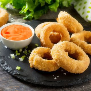 Krązki cebulowe 6szt +50ml sos