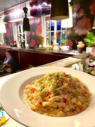 28. Jajaryż z krewetkami