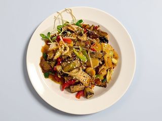 37. Duszone Tofu z czosnkiem