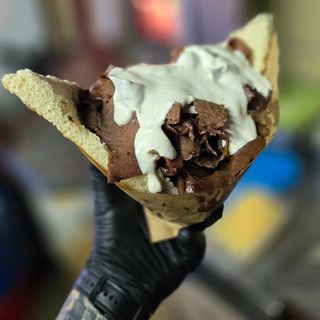 Kebab w bułce samo mięso