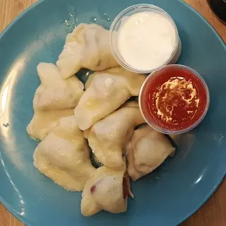 Pierogi z truskawkami 330g