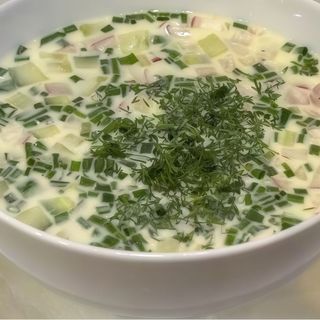 Okroszka z kurczakiem (zupa zimna)