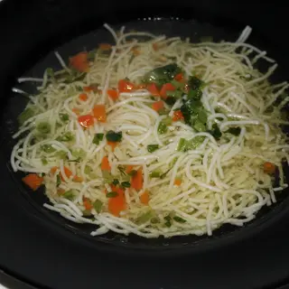 Rosół z makaronem