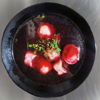 Barszcz buraczany z uszkami