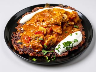 Węgierski placek surówka, śmietana, zupa gratis