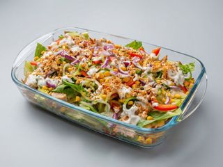 Kapsalon mega,filet,frytki,ser,kukurydza,pomidor,ogórek,cebula ,sałata sos 