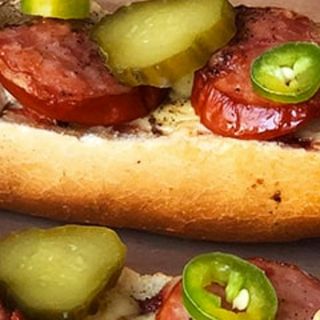 Bagietka ok 40 cm, ser włoski,kiełbasa włoska,ogórek kiszonysos