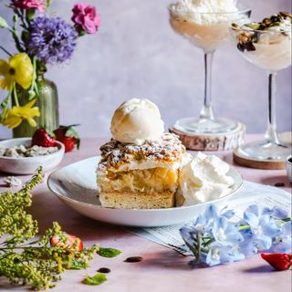Szarlotka na ciepło/ 150 g
