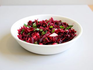 Surówka z tartych buraków