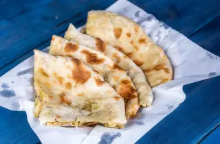 Mixed vegetable stuff Naan