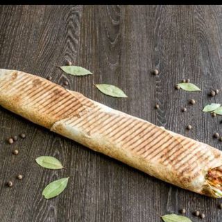 Kebab w picie z kurczakiem Mega Sułtan