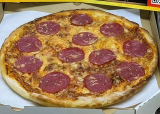 Pizza Salami	