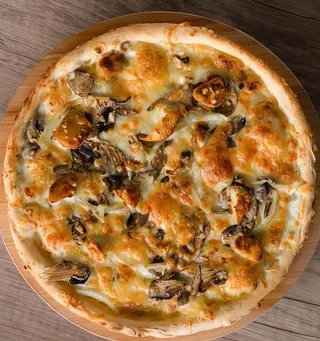 Pizza Gyros	