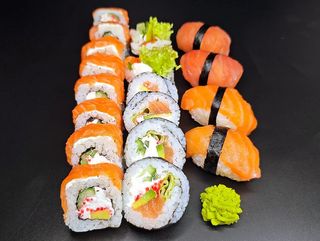 Zestaw na Dzień Kobiet 2 - 18 szt. Oferta ważna tylko w dniach 06.03–08.03