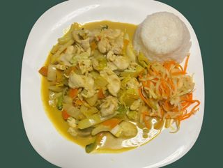 Kurczak z sosie curry
