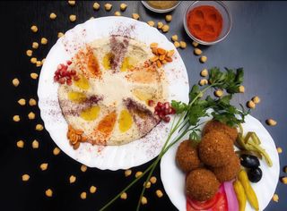 Hummus i Falafel
